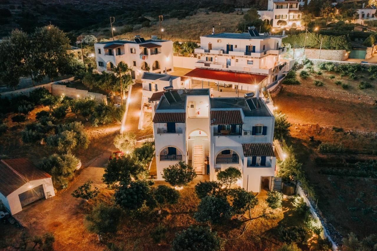 Theofilos Appartements Livadi  Zewnętrze zdjęcie