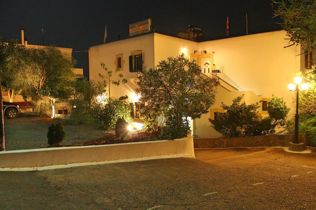 Theofilos Appartements Livadi  Zewnętrze zdjęcie